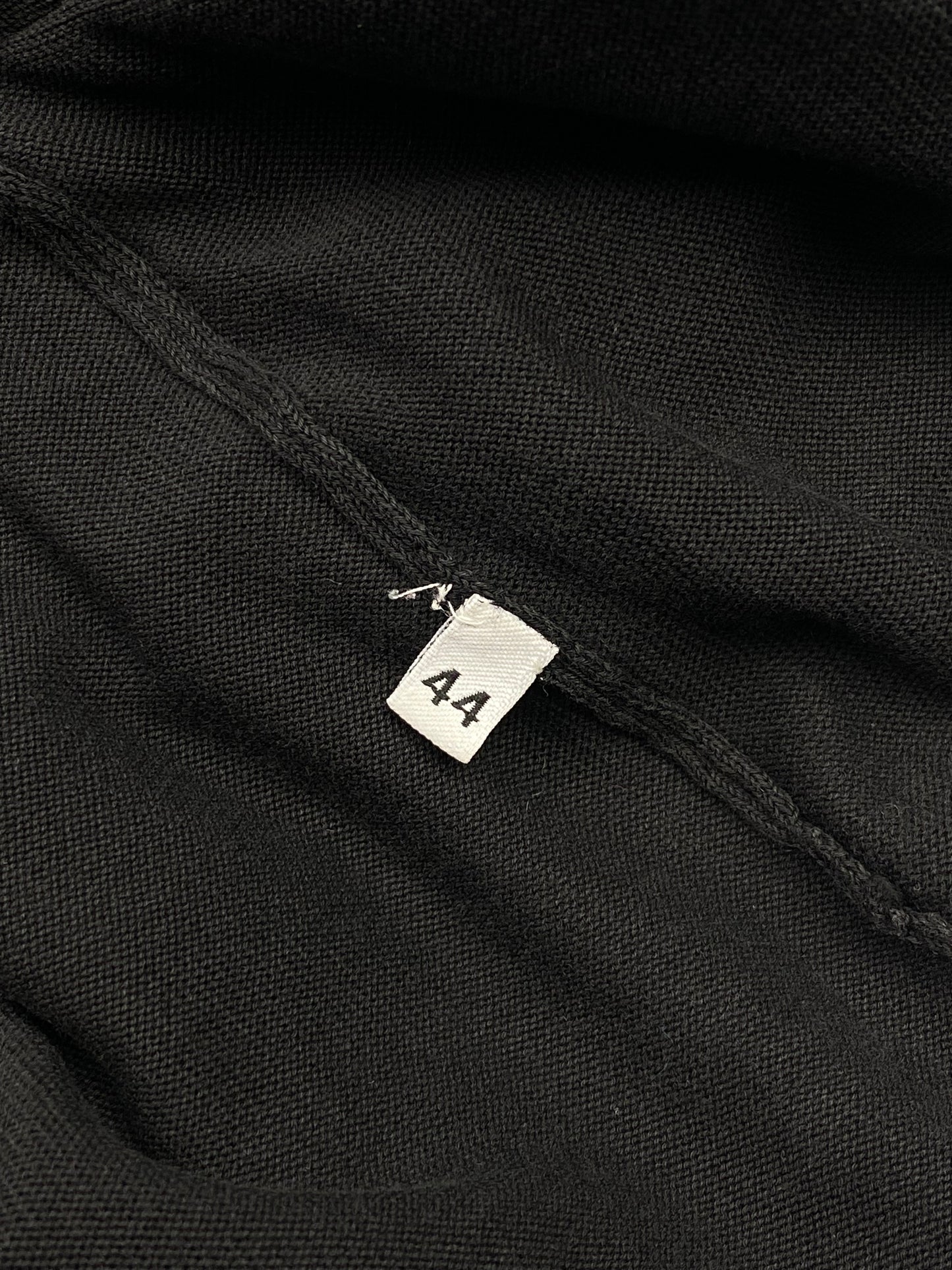 HELMUT LANG F/W 2002 V-NECK JUMPER. (44 / L)