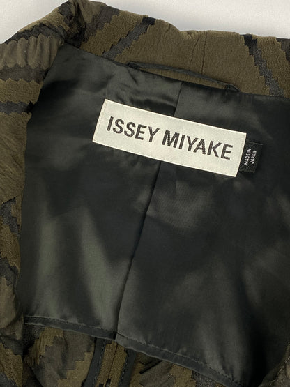 ISSEY MIYAKE PANNELED BLAZER JACKET. (4 / L)