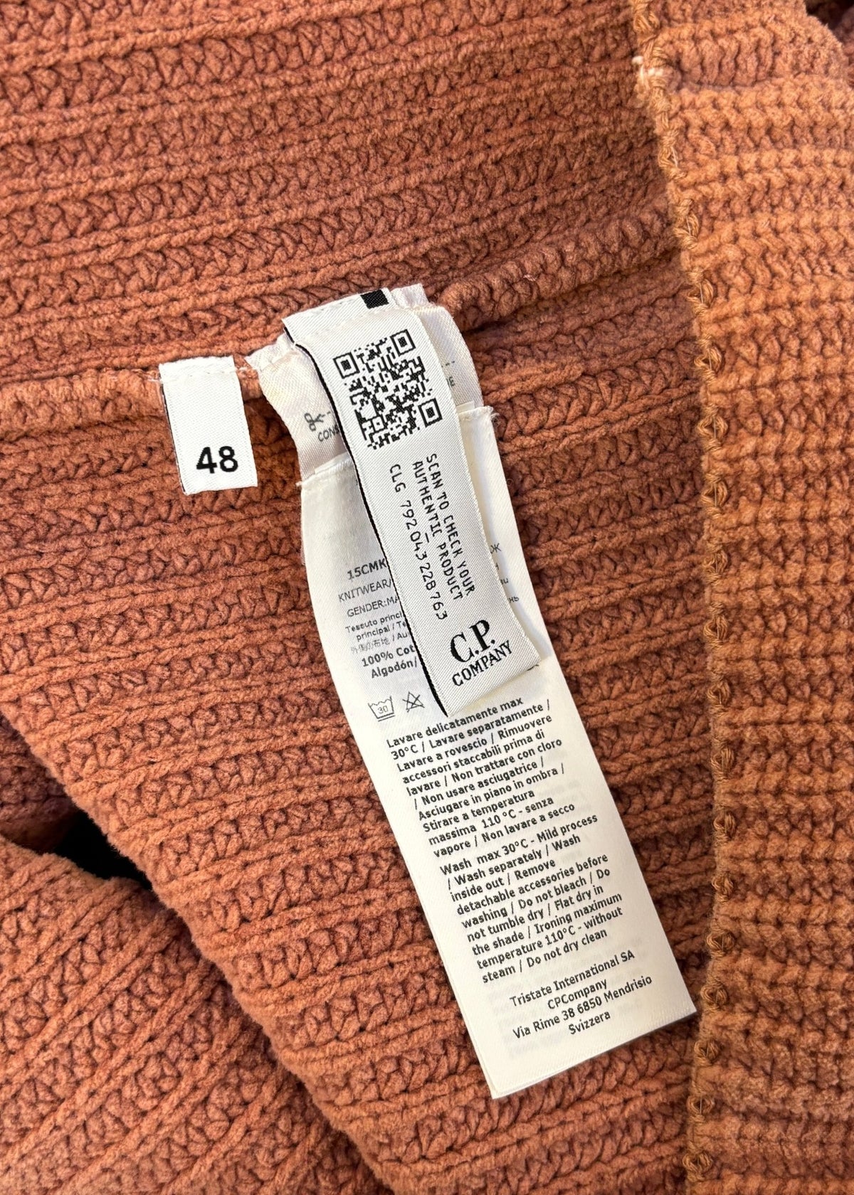 KNIT SWEATER. (48) - SEVENUES.