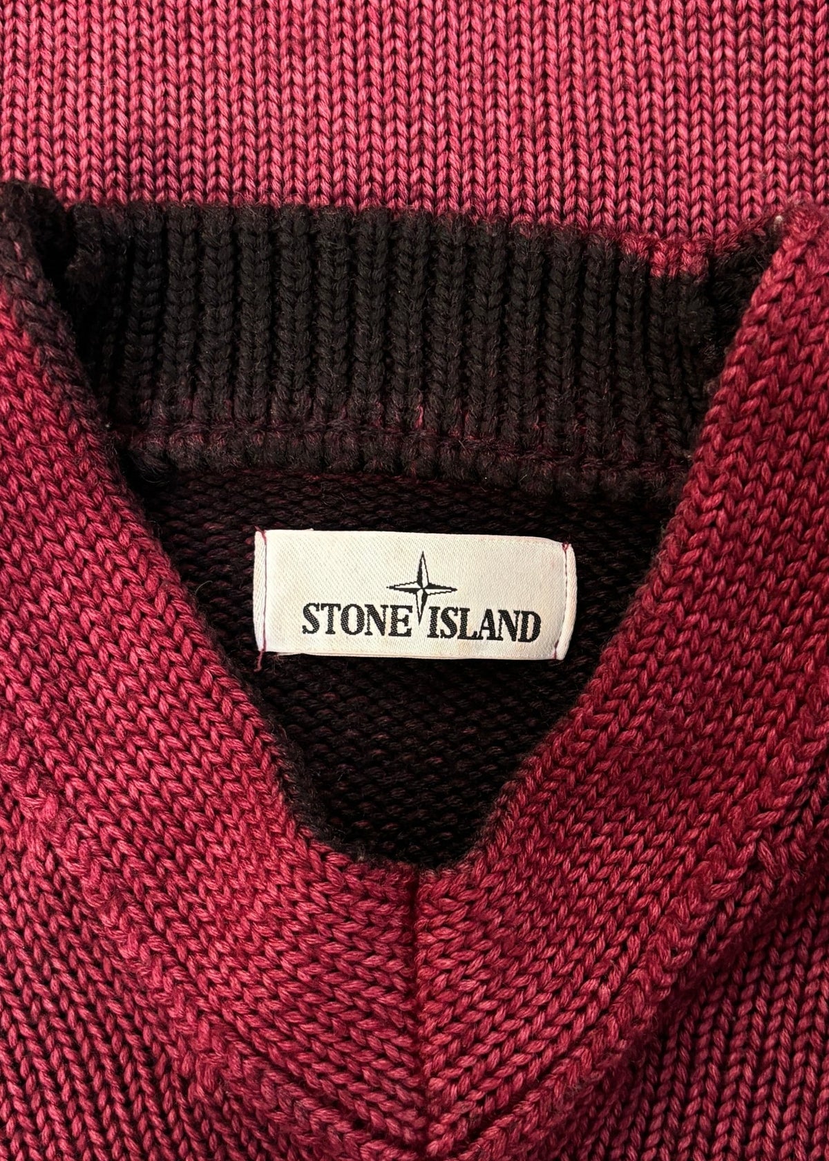 LOGO-PATCH V-NECK WOOL KNIT. (S) - SEVENUES.