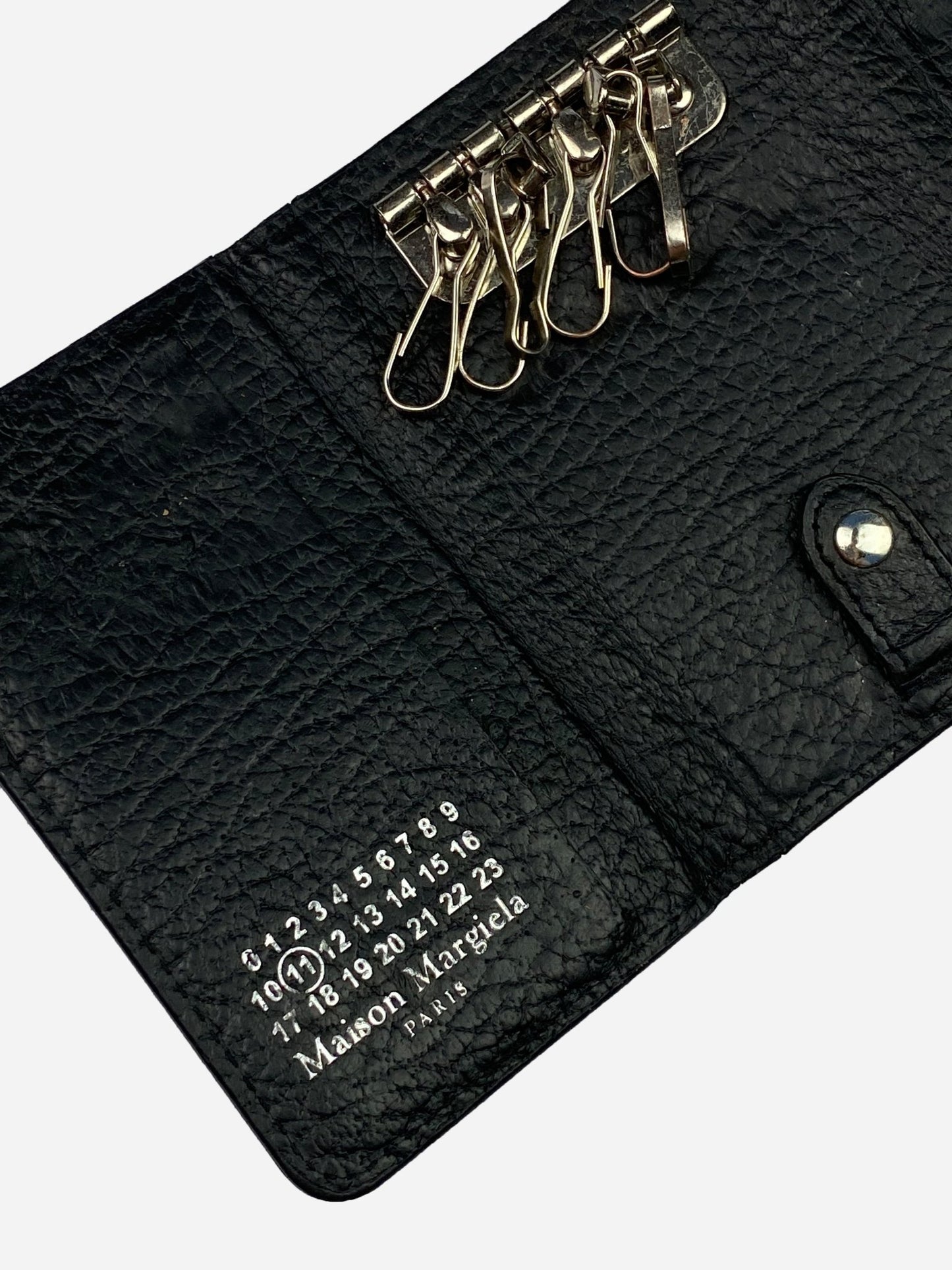 MAISON MARGIELA 4 - STITCHES GRAINED LEATHER KEYHOLDER. - SEVENUES.