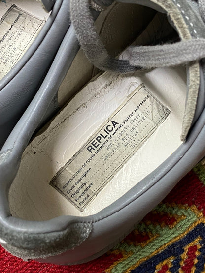 MAISON MARGIELA REPLICA GAT GREY LEATHER SNEAKERS. (41) - SEVENUES.