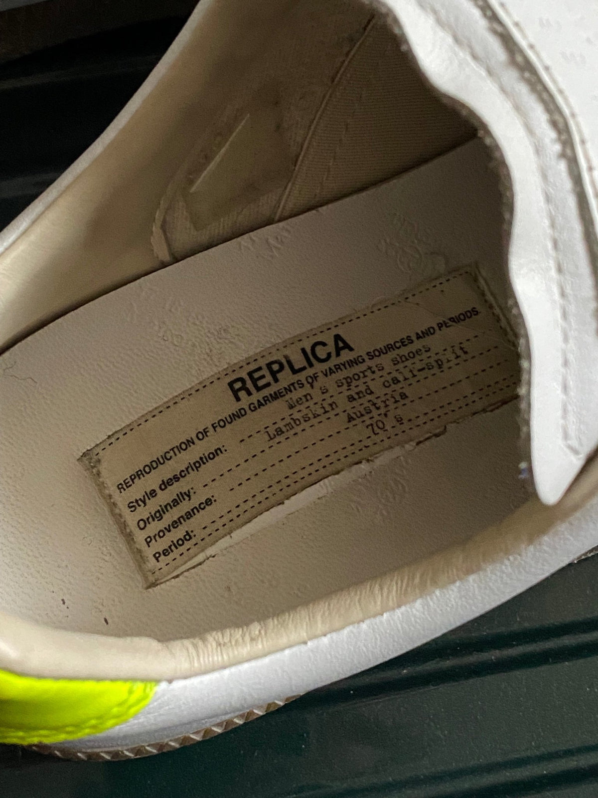 MAISON MARGIELA REPLICA GAT LEATHER SNEAKERS. (40) - SEVENUES.
