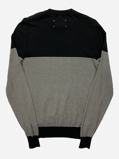 MAISON MARGIELA SHOULDER VENT STRIPED SWEATSHIRT. (L) - SEVENUES.