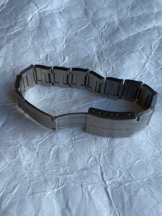 MAISON MARTIN MARGIELA X H&M RE - EDITION OPEN CLASP WATCH BRACELET. - SEVENUES.