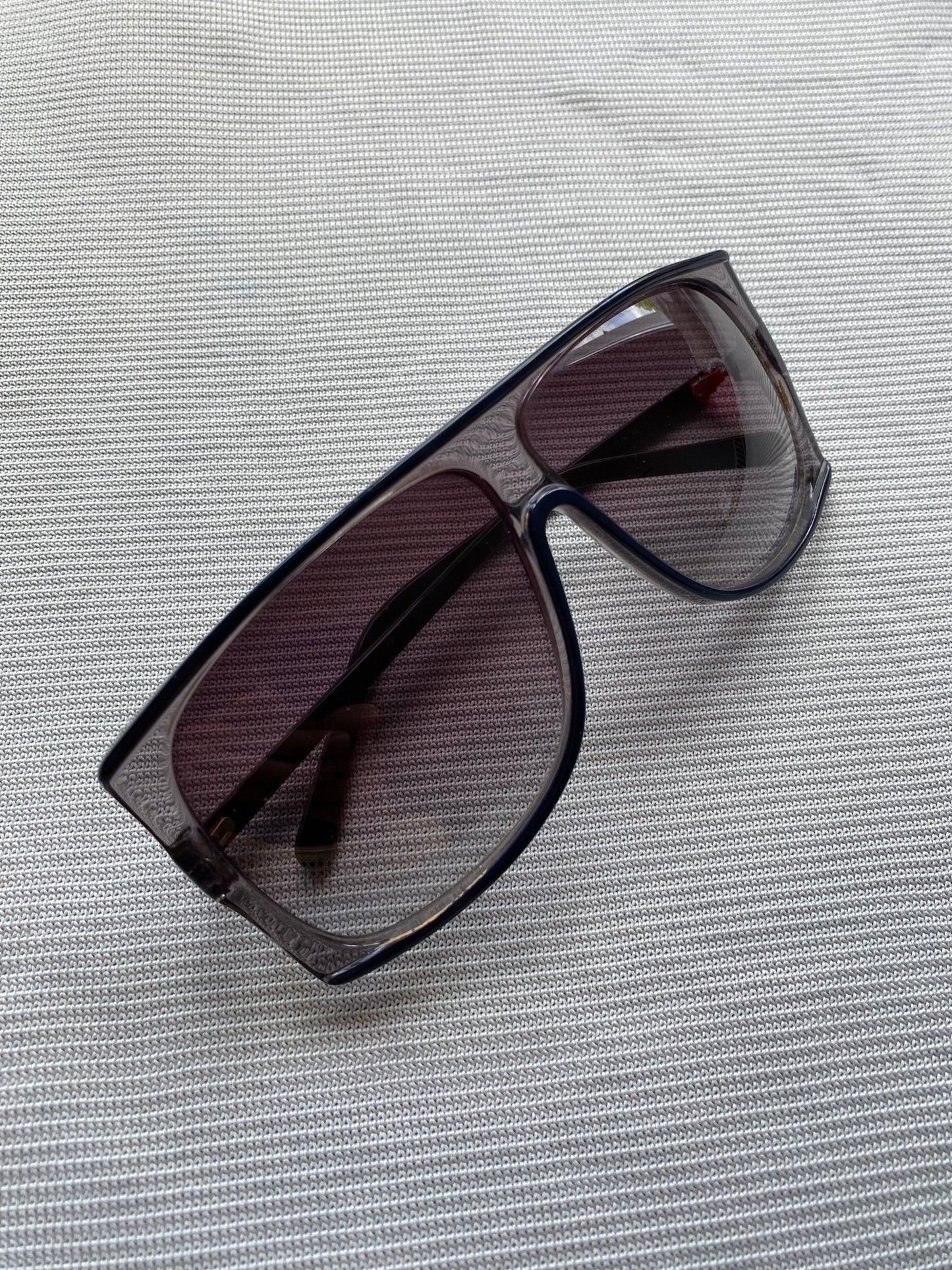 MARNI FOR H&M OVERSIZED SUNGLASSES. - SEVENUES.