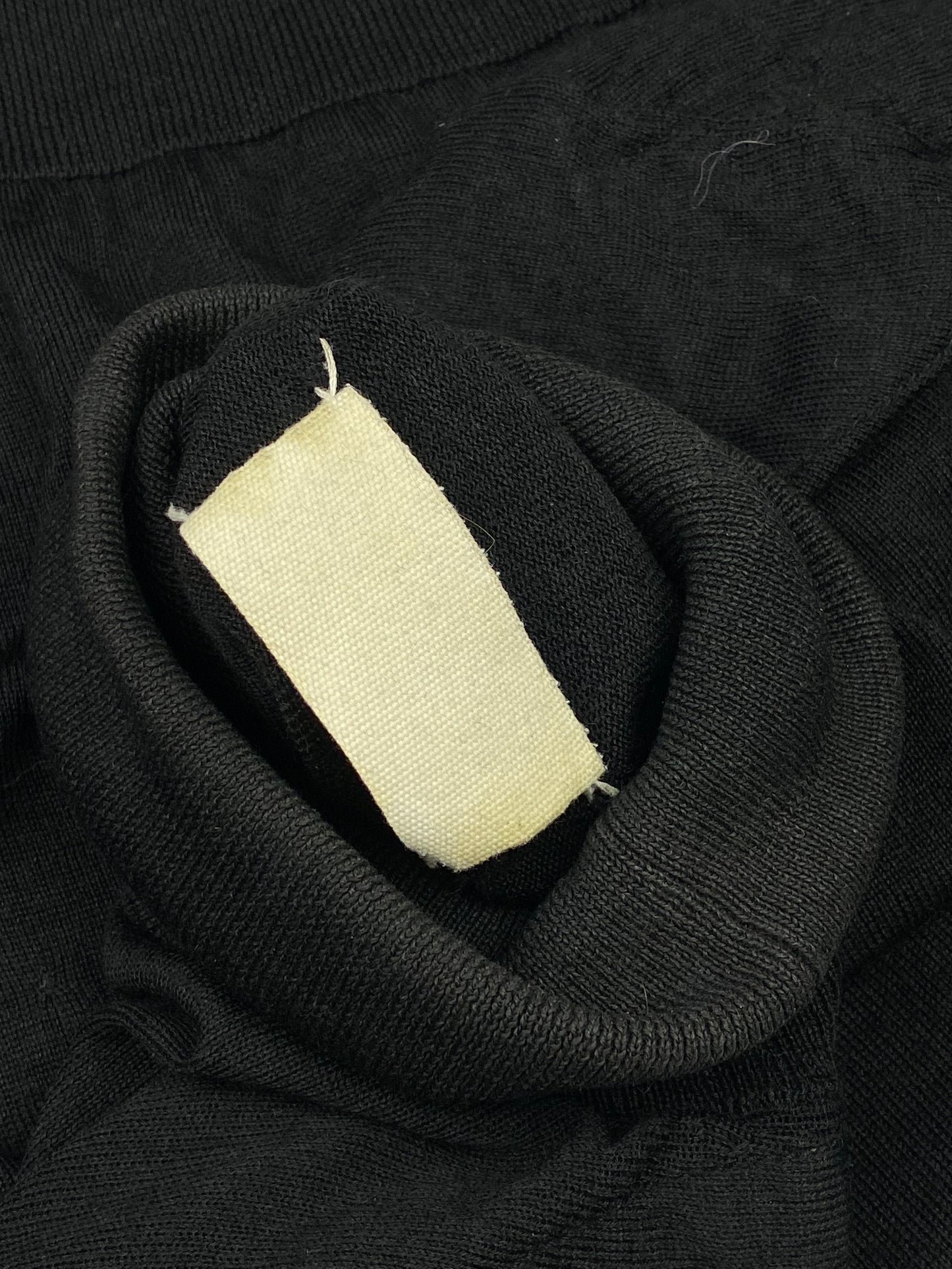 MAISON MARTIN MARGIELA F/W 2007 PADDED SHOULDERS KNIT TURTLENECK. (L)