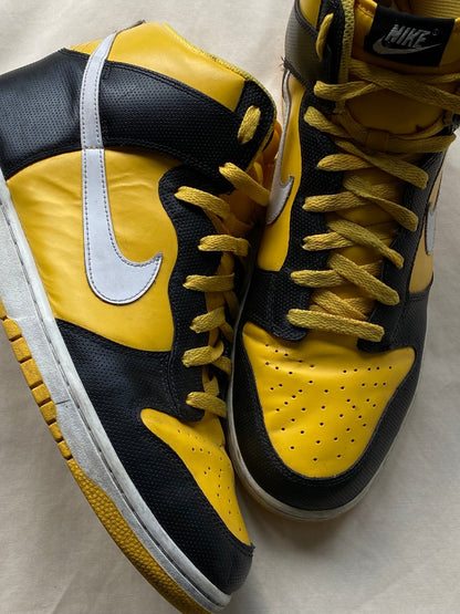 NIKE DUNK HIGH 'WHITE VARSITY MAIZE' 2011 EDITION. (47,5) - SEVENUES.