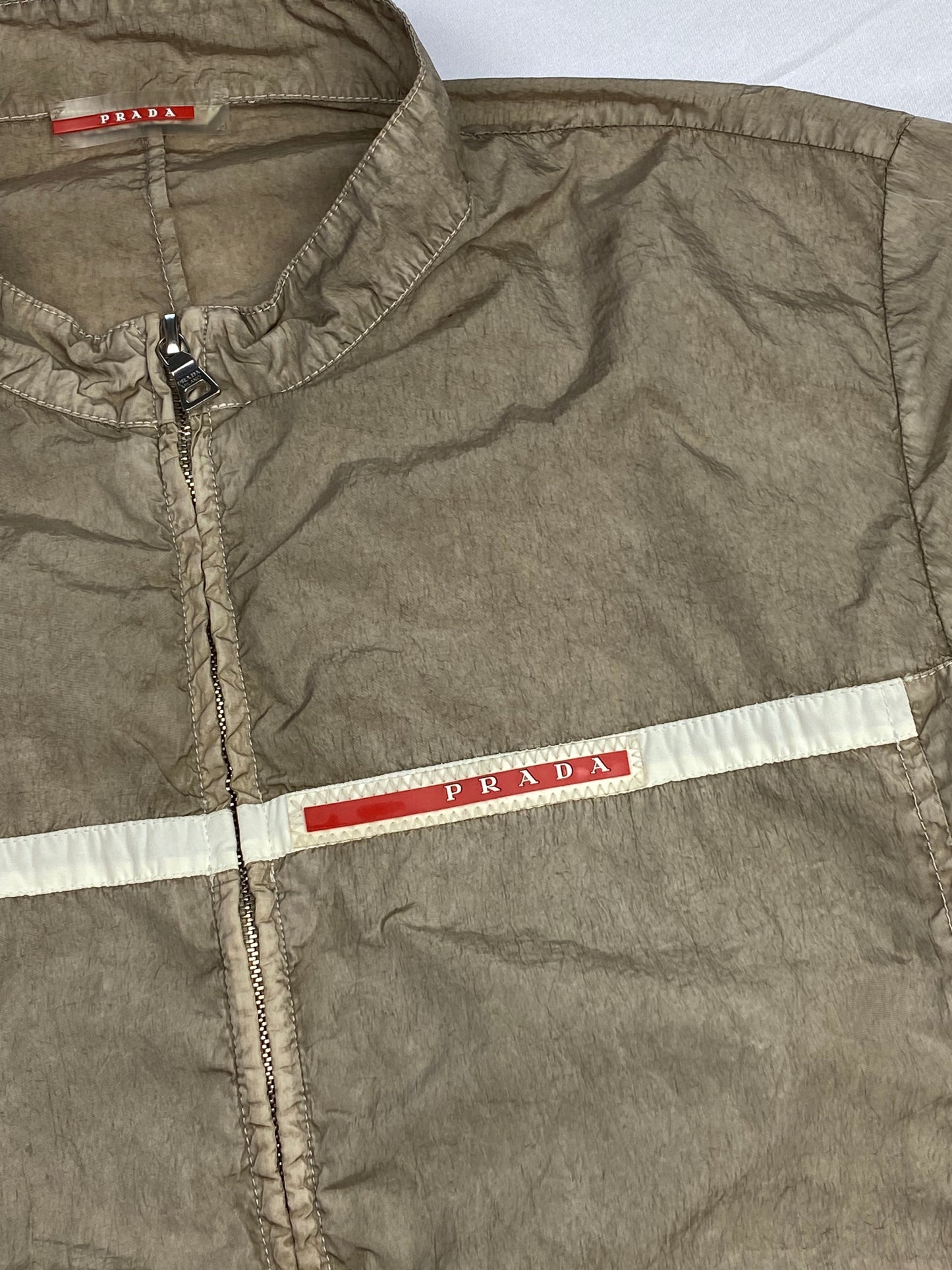 PRADA LINEA ROSSA S/S 2007 NYLON LOGO JACKET. (50 / M)