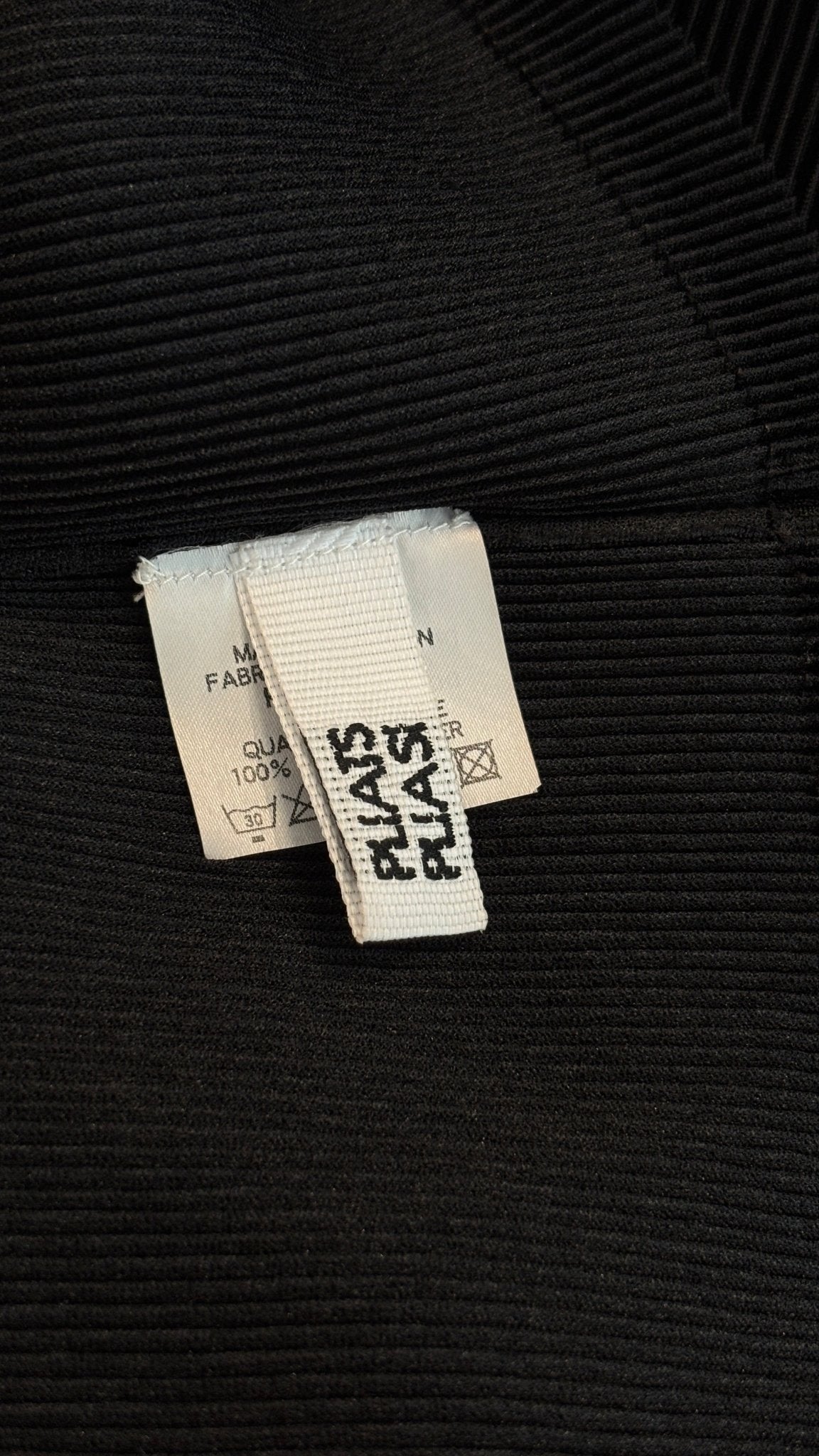 PLEATS PLEASE LONGSLEEVE MOCKNECK. (2 / S) - SEVENUES.