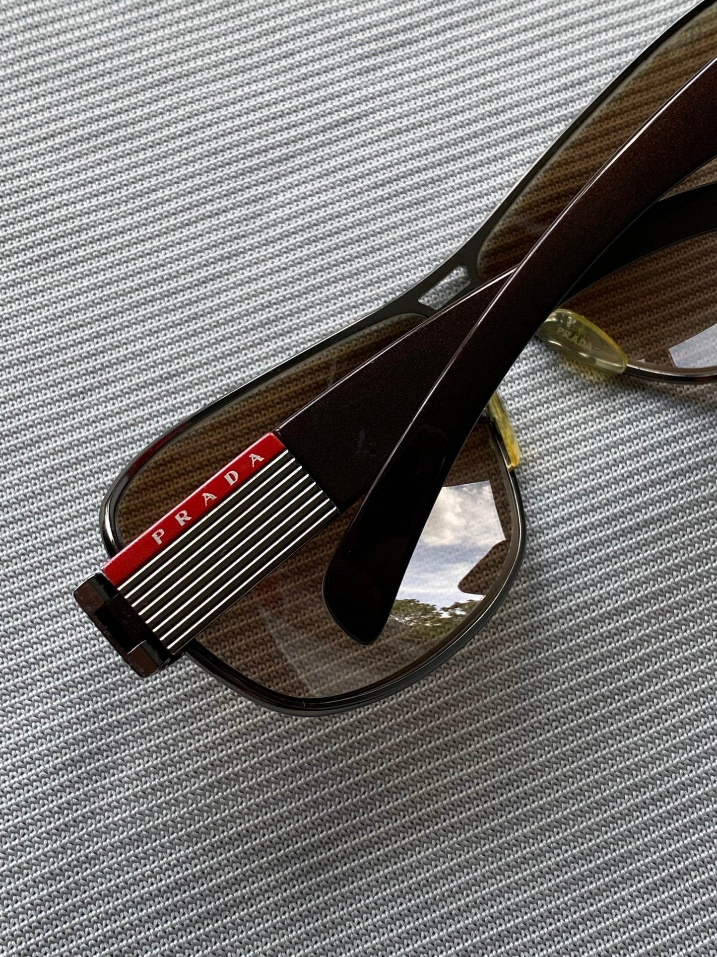 PRADA LINEA ROSSA 2000's RACING SUNGLASSES. - SEVENUES.