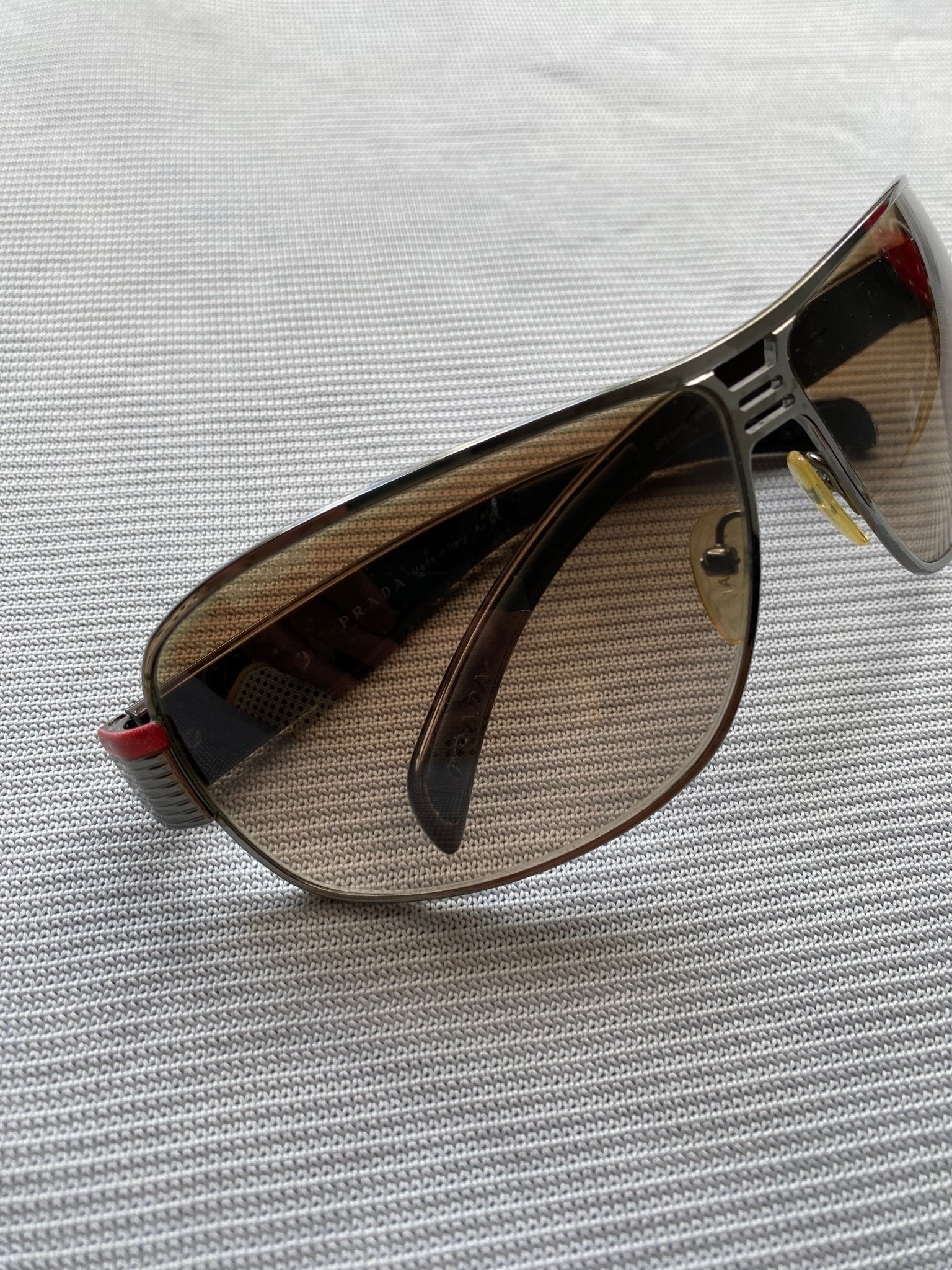 PRADA LINEA ROSSA 2000's RACING SUNGLASSES. - SEVENUES.