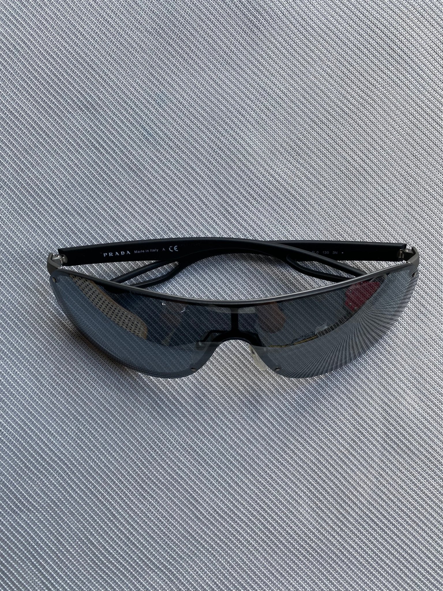 PRADA LINEA ROSSA RACING SUNGLASSES. - SEVENUES.