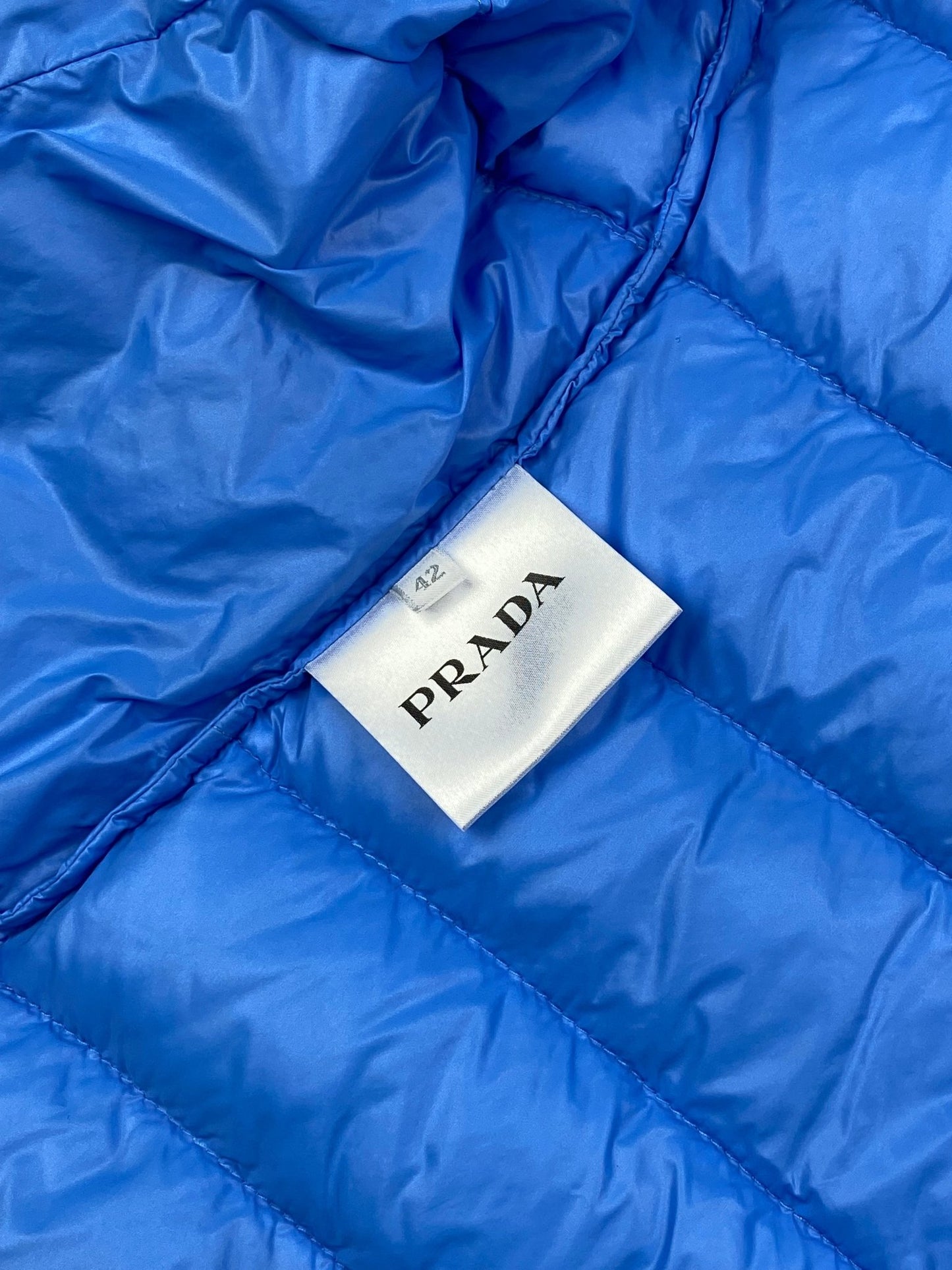 PRADA MILANO F/W 2014 LOGO - PLAQUE DOWN JACKET. (42 / S) - SEVENUES.