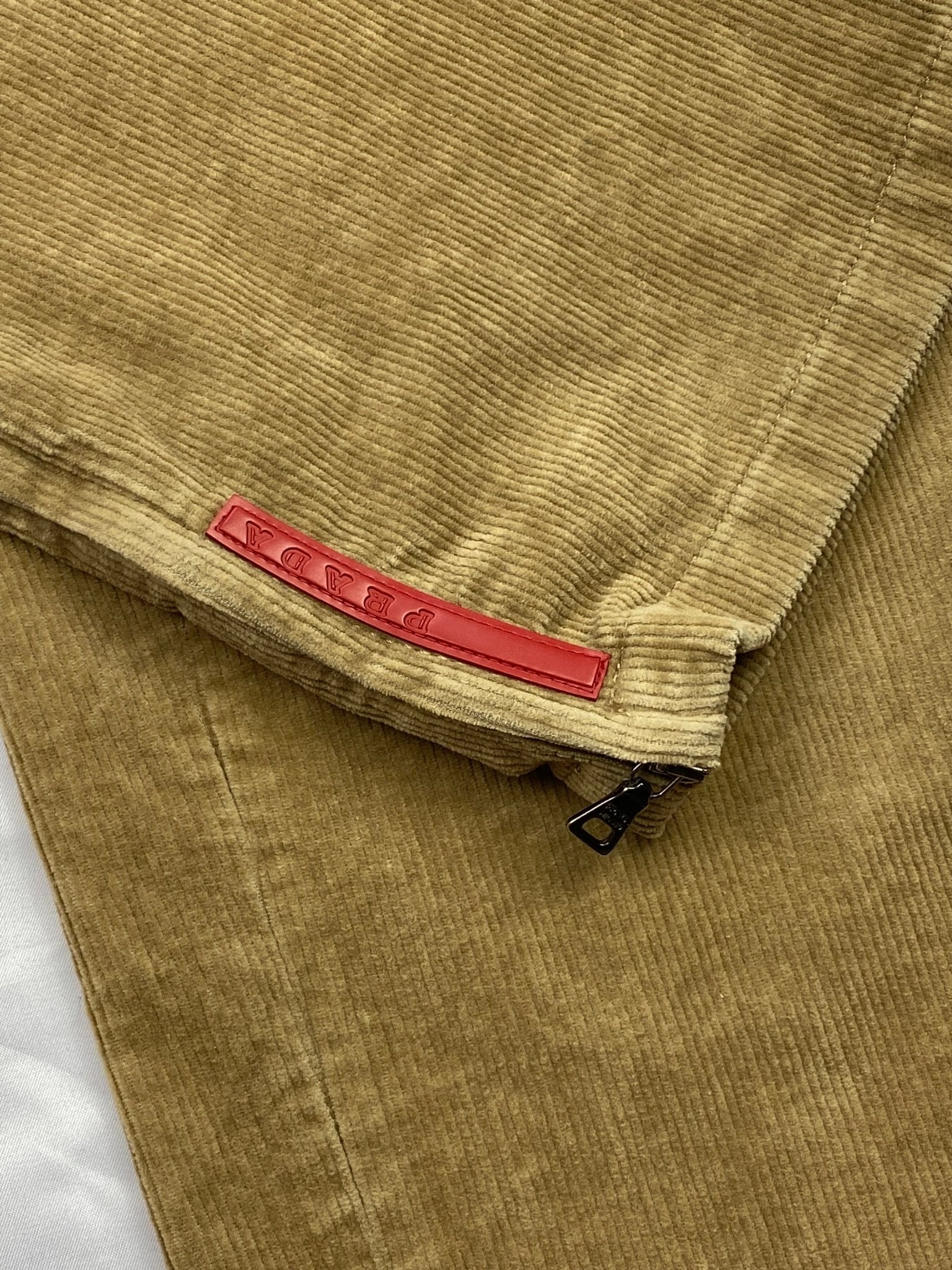 PRADA MILANO LINEA ROSSA A/W 2001 CORDUROY SUIT PANTS. (50 / M) - SEVENUES.