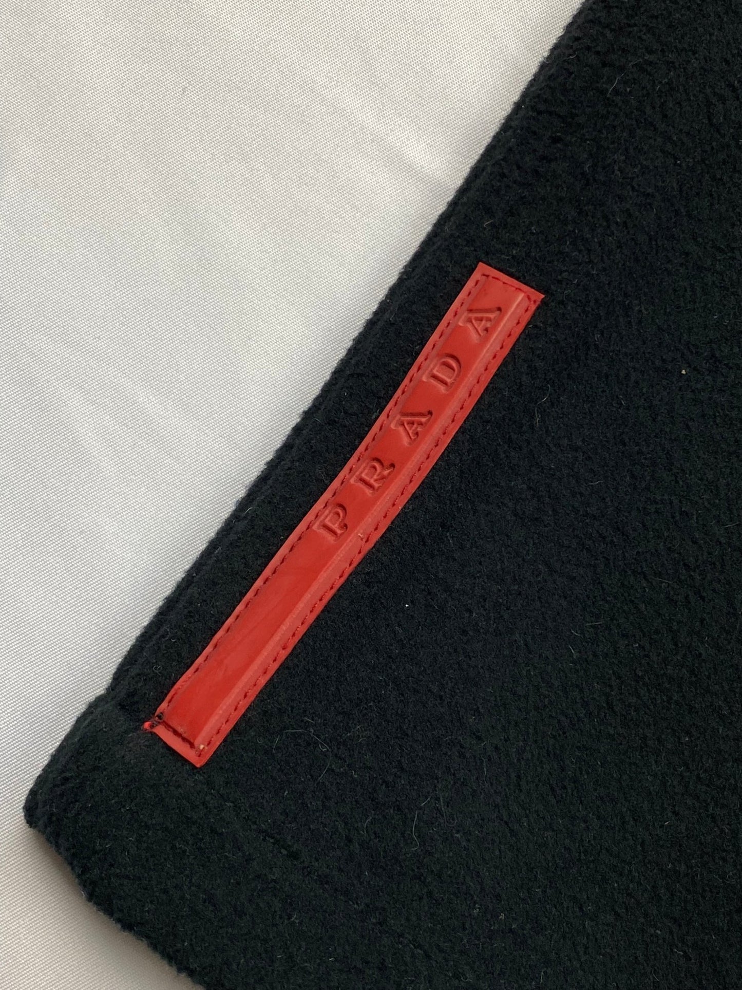 PRADA MILANO LINEA ROSSA A/W '99 FLEECE PANTS. (48 / M) - SEVENUES.