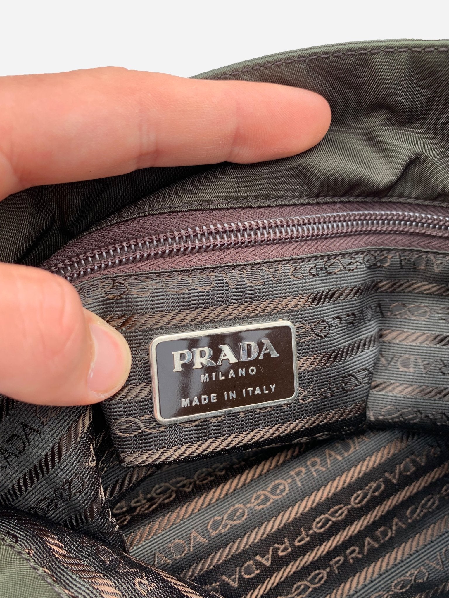 PRADA MILANO NYLON TESSUTO TOTE BAG. - SEVENUES.