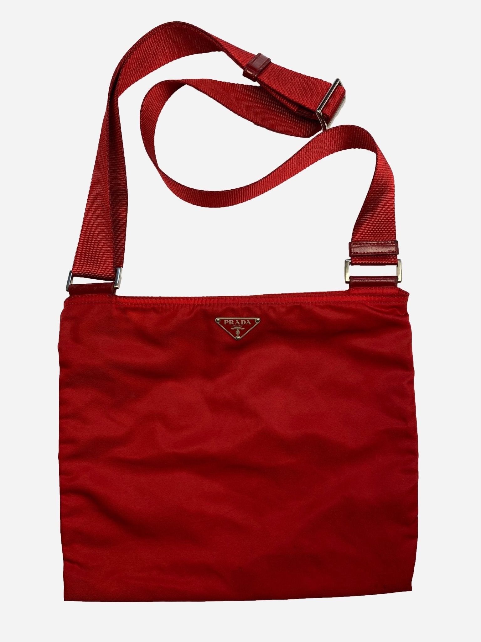 PRADA MILANO RED NYLON 'VELA' SLINGBAG. - SEVENUES.