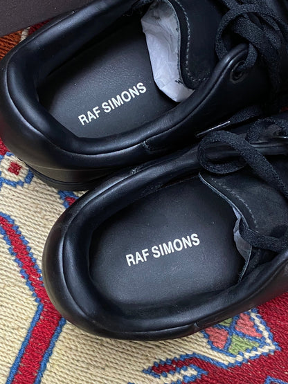 RAF SIMONS ORION LEATHER SNEAKER. (44) - SEVENUES.