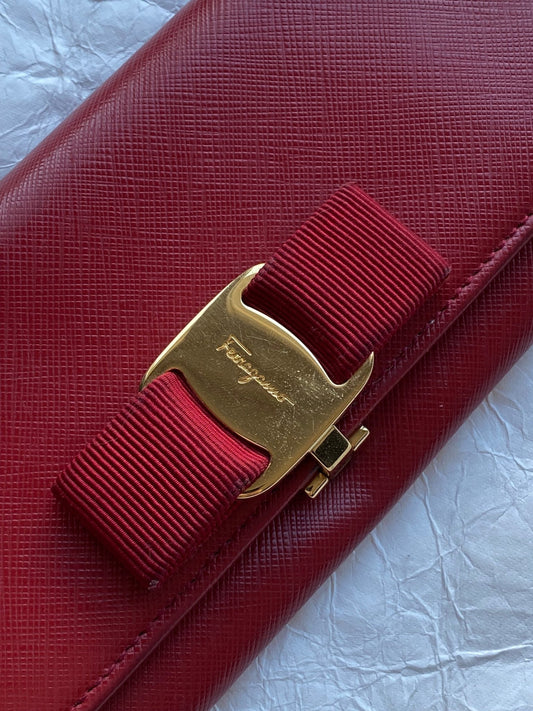 SALVATORE FERRAGAMO VARA BOW LEATHER WALLET. - SEVENUES.