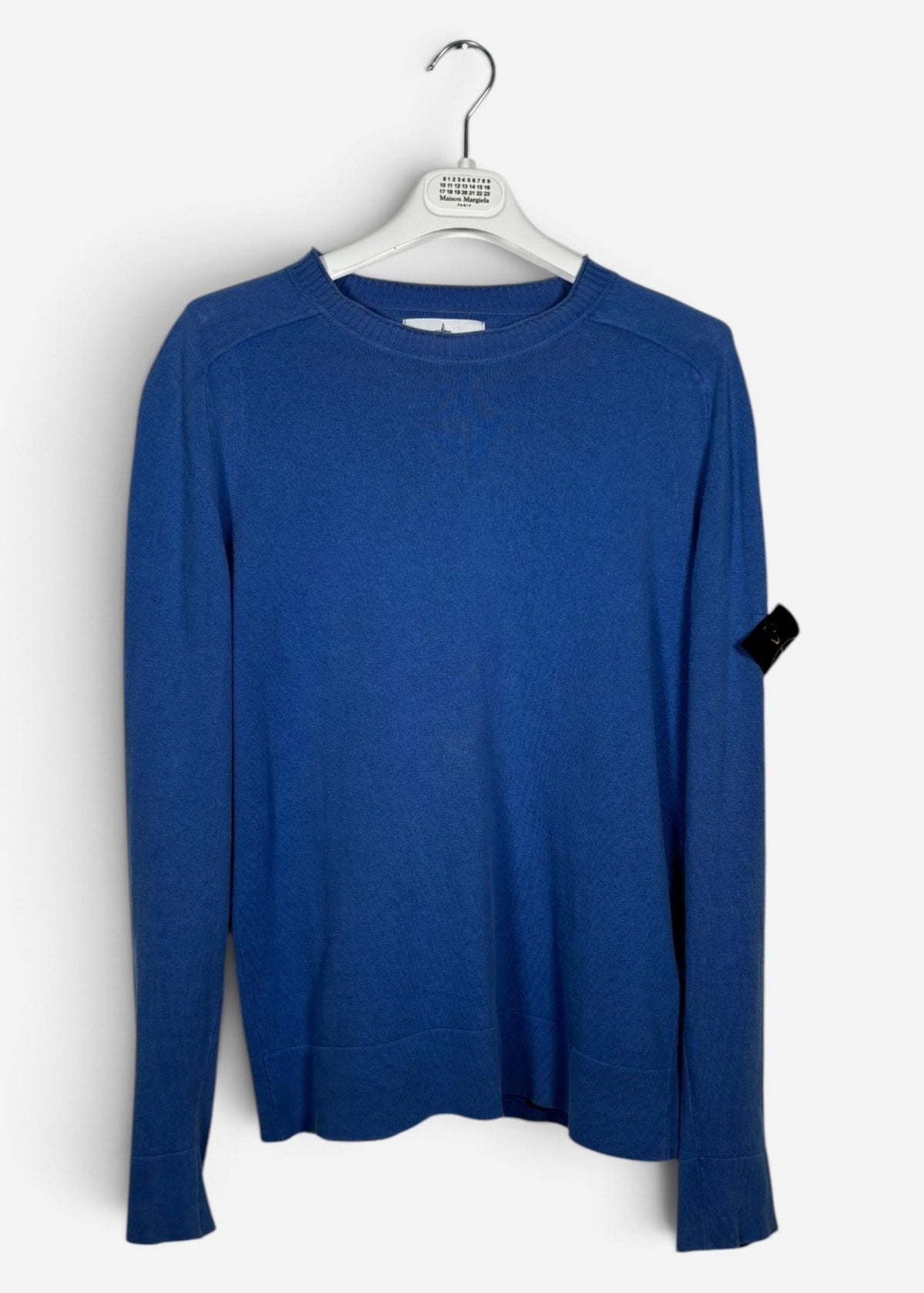 SWEATSHIRT. (S) - SEVENUES.