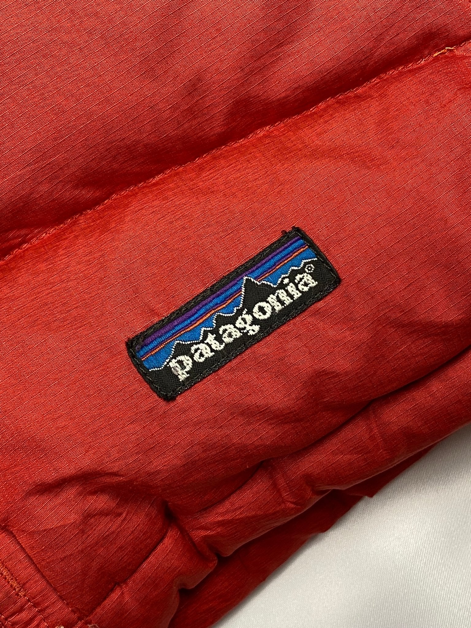 VINTAGE PATAGONIA GOOSE DOWN JACKET. (M) - SEVENUES.