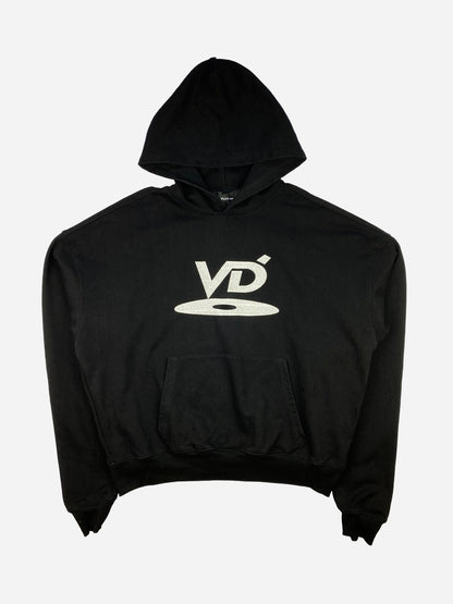 VUJA DÉ 'VD LOGO' OVERSIZED HOODIE. (M) - SEVENUES.