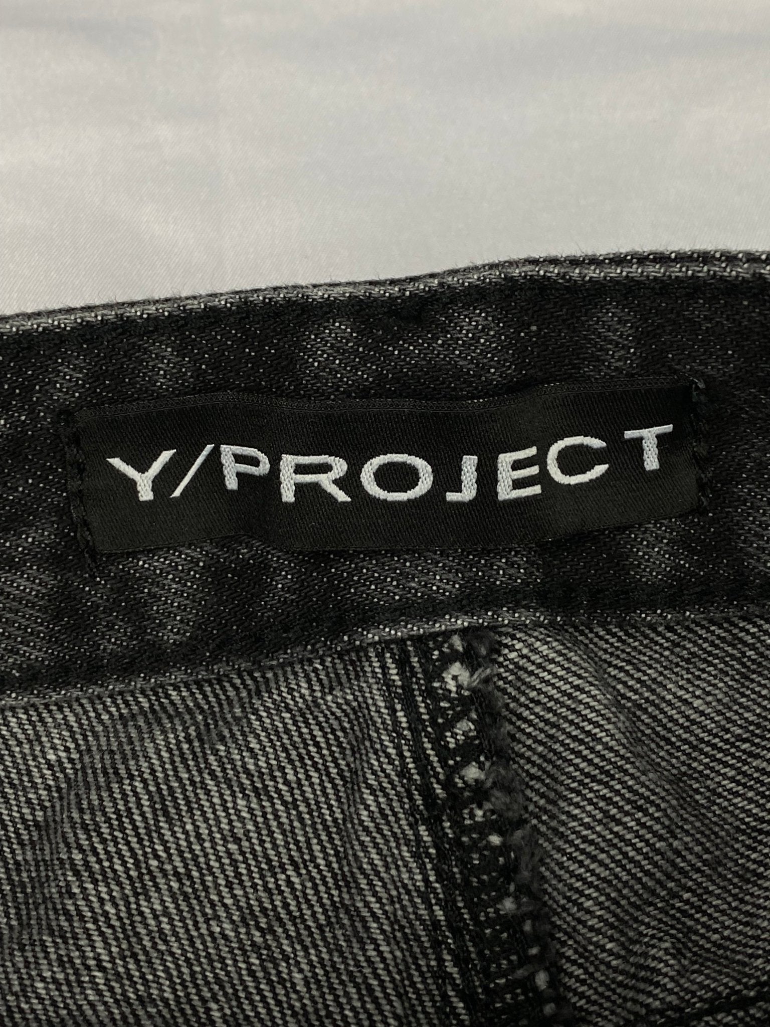 Y/PROJECT S/S 2020 RUNWAY PILOT DENIM. (L) - SEVENUES.