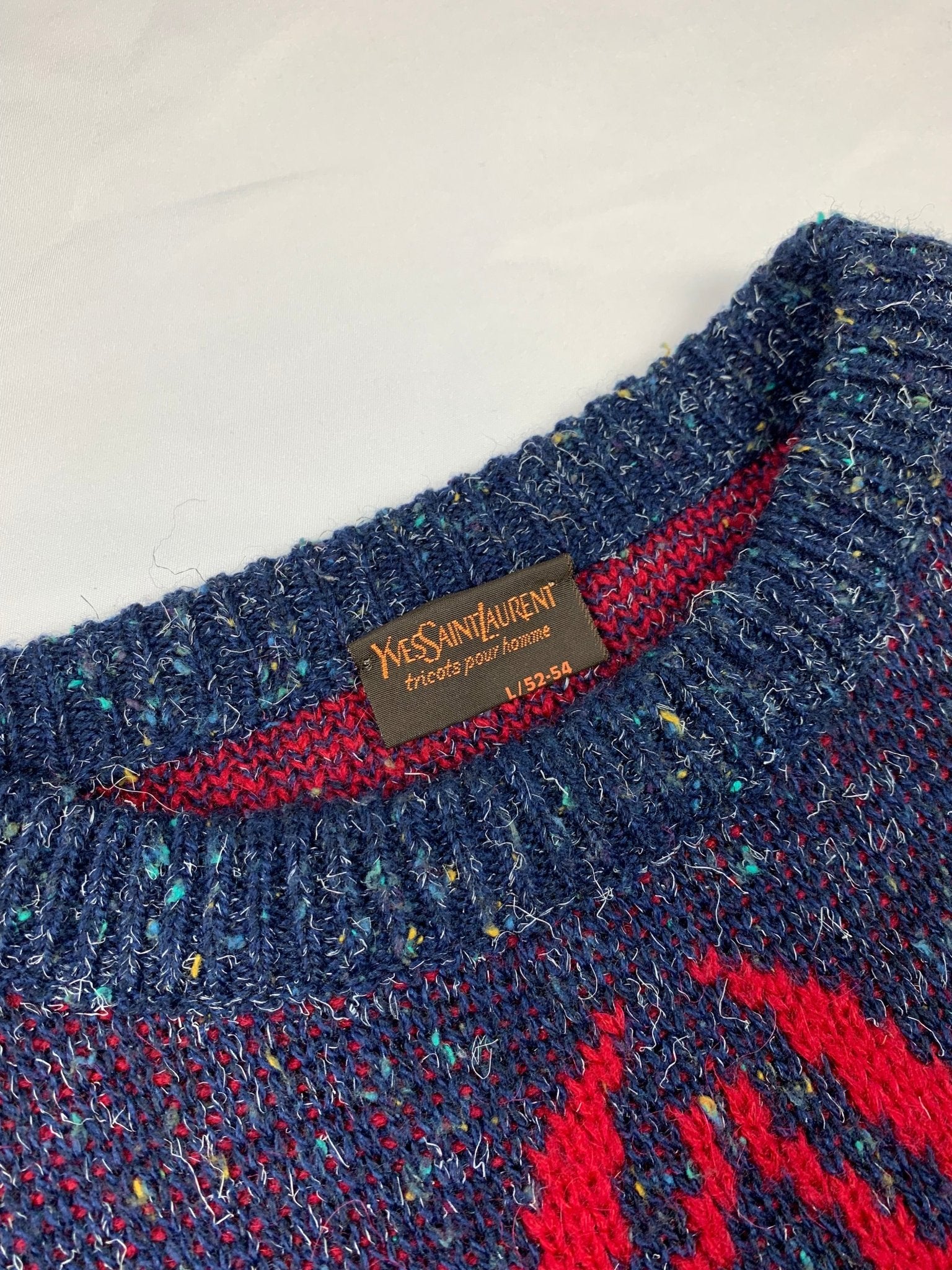 YVES SAINT LAURENT 'TRICOT POUR HOMME' INTARSIA KNIT JUMPER. (52 / L) - SEVENUES.