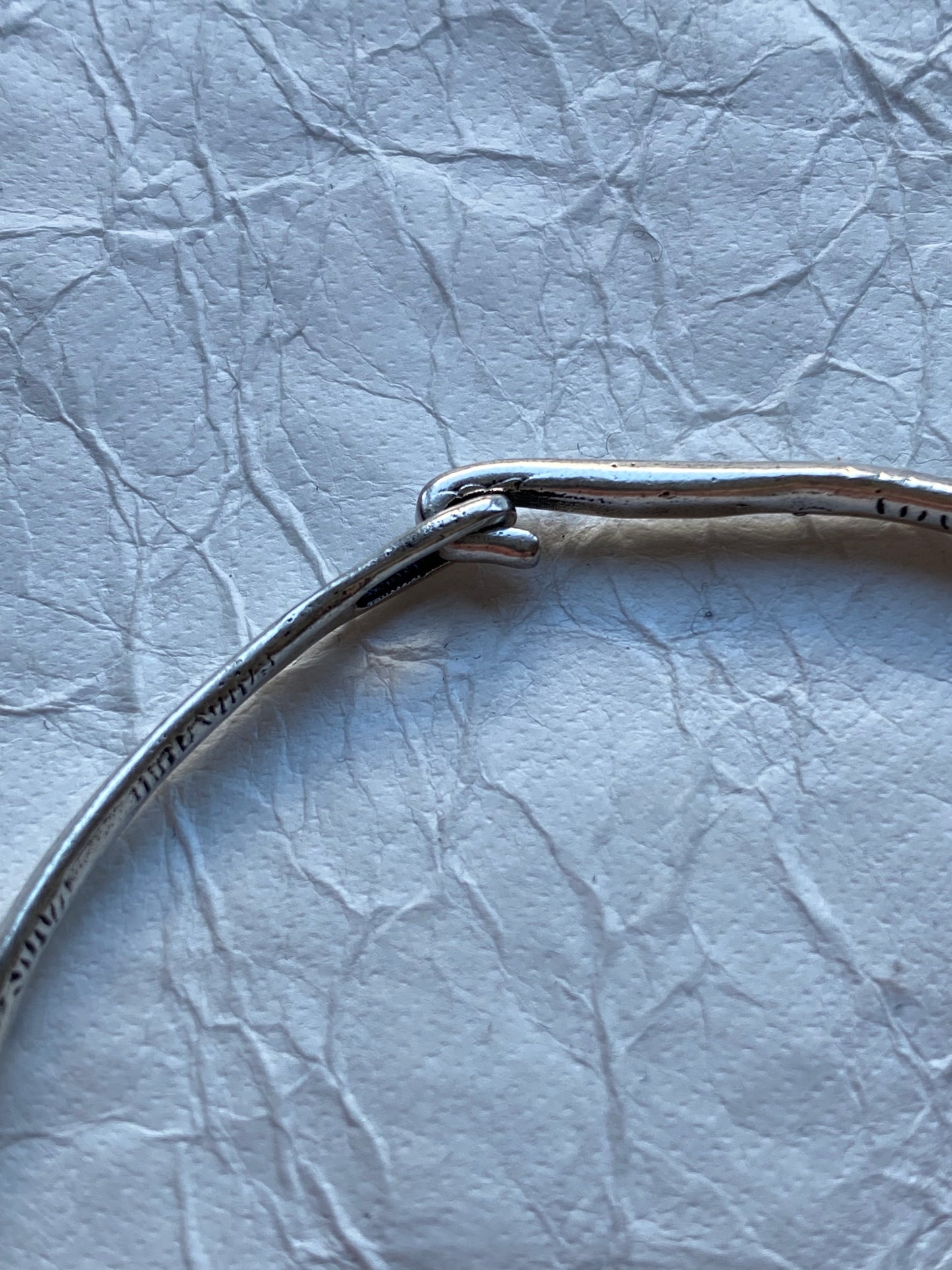 WERKSTATT:MÜNCHEN SILVER BANGLE HOOK BRACELET.