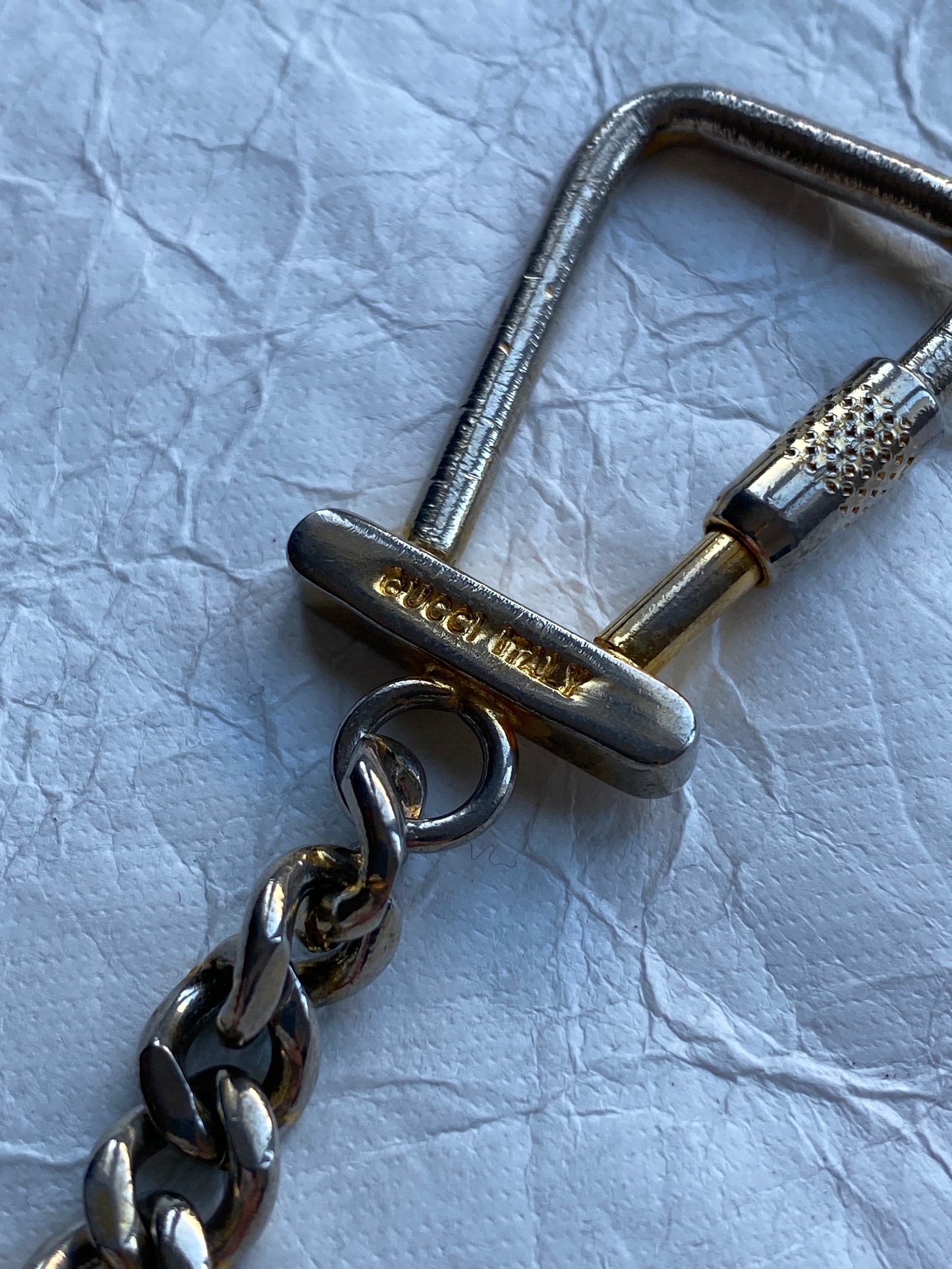 GUCCI INTERLOCKING 'GG' KEYCHAIN.