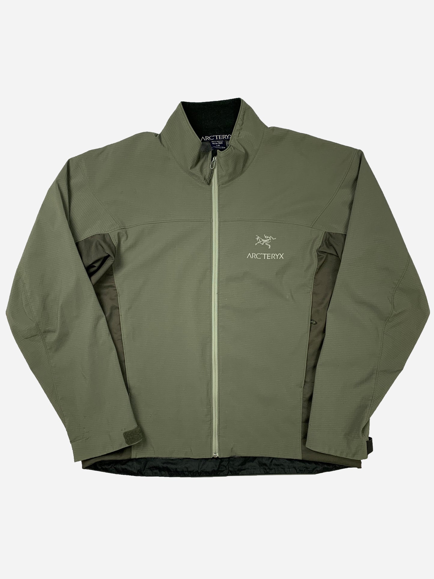 ARC'TERYX ZIP-UP SOFT SHELL JACKET. (L)