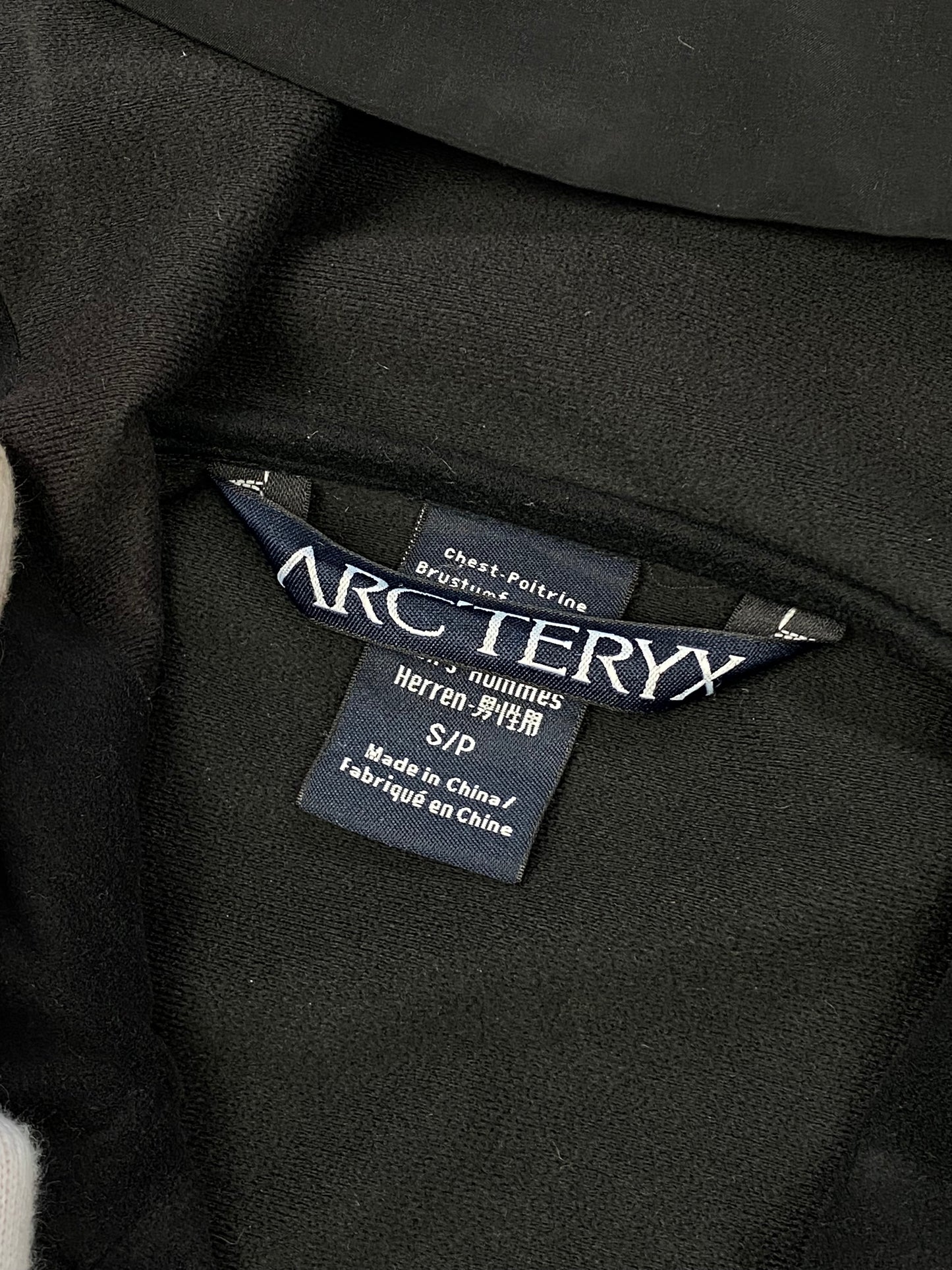 ARC'TERYX GAMMA MX HOODY SHELL JACKET. (S)