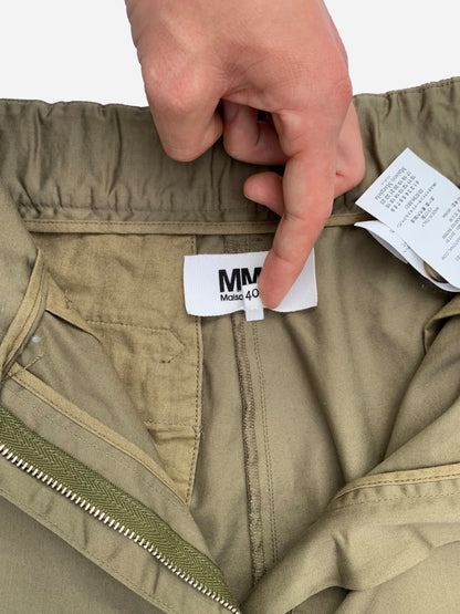 MAISON MARGIELA MM6 OVERSIZED SHORTS. (40 / L)