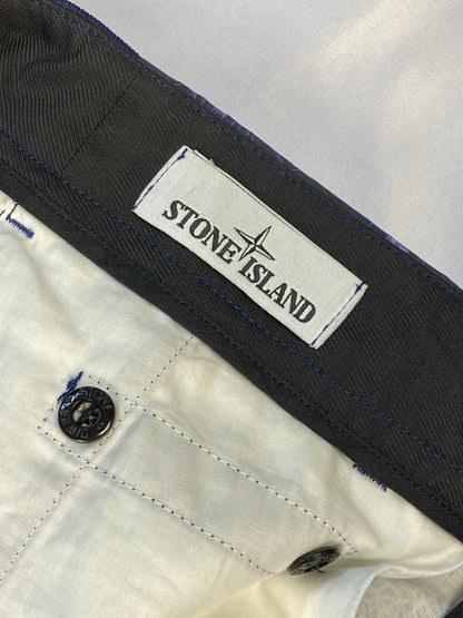 STONE ISLAND A/W '19 THERMO HEAT REACTIVE CARGO PANTS. (W33)