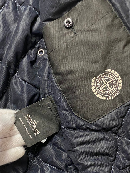 STONE ISLAND MUSSOLA GOMMATA 30 ANNI JACKET. (L)