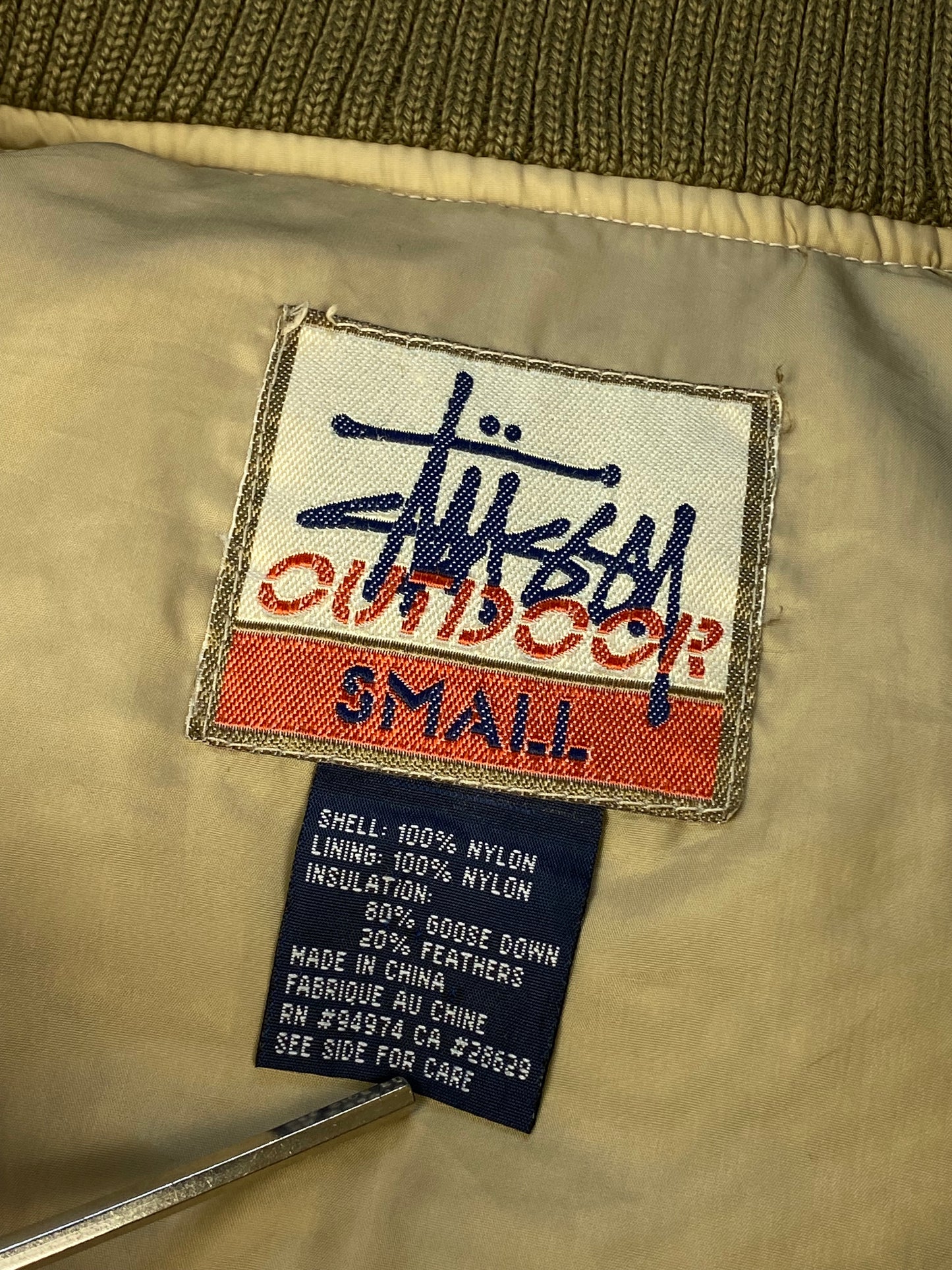 VINTAGE STUSSY OUTDOOR PUFFER GOOSE DOWN JACKET. (S)