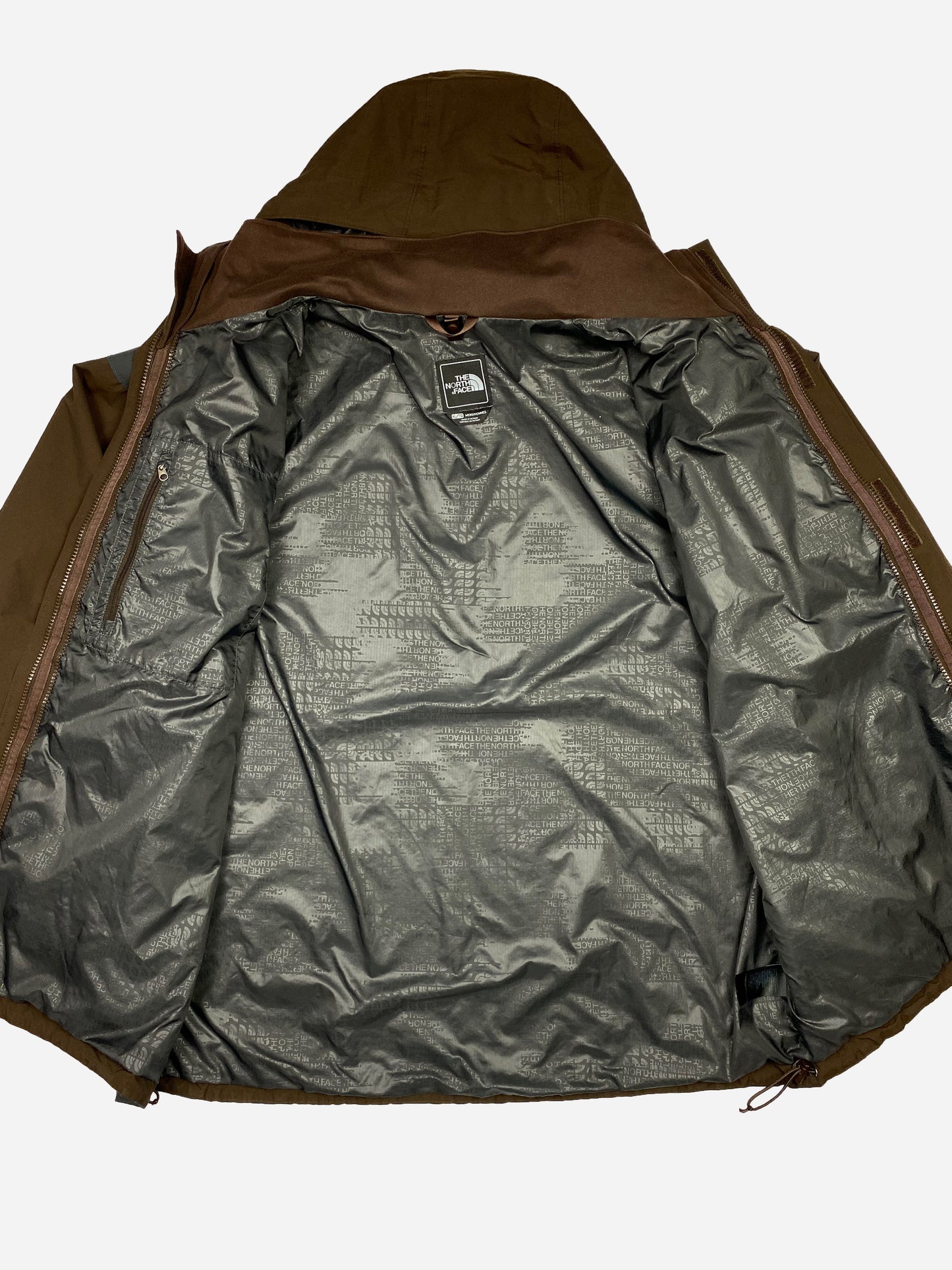 THE NORTH FACE HYVENT HARDSHELL JACKET. (XL)