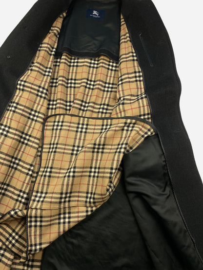 BURBERRY LONDON WOOL TRENCHCOAT W/ REMOVABLE NOVACHECK LINING. (56 / XL)