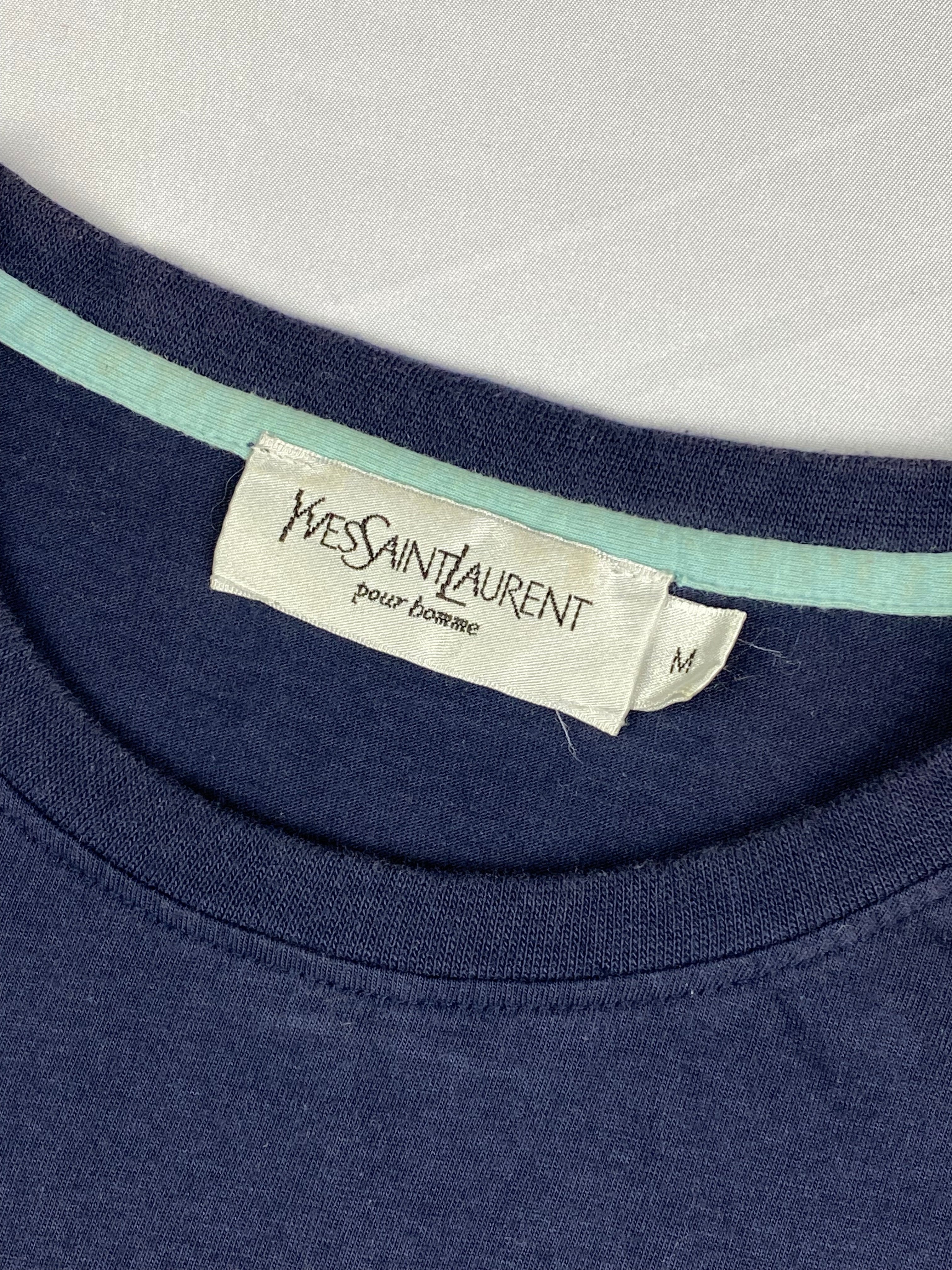 YVES SAINT LAURENT POUR HOMME LOGO T-SHIRT. (M) – SEVENUES CLO.