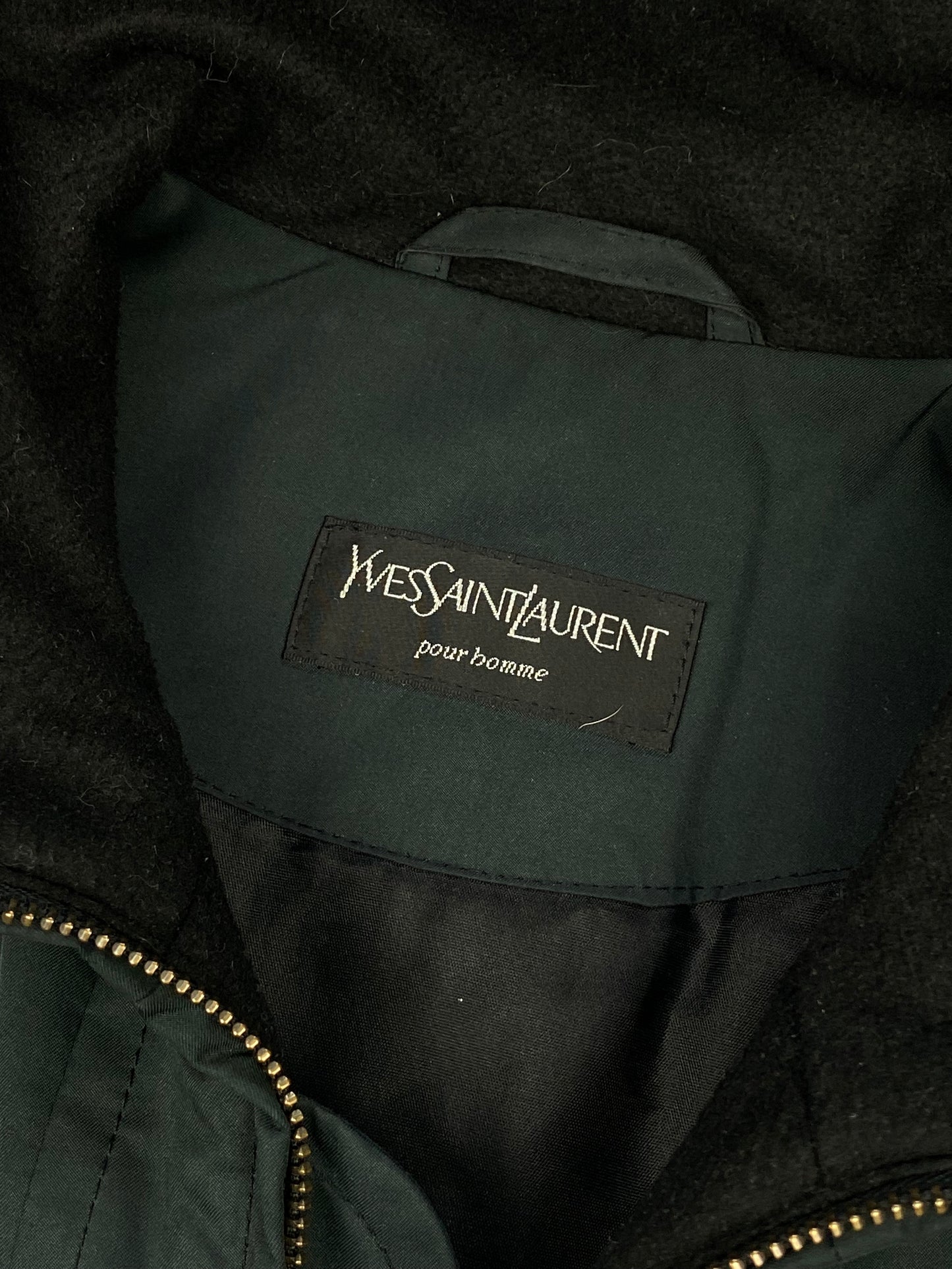 YVES SAINT LAURENT POUR HOMME PADDED NYLON COAT JACKET. (L)